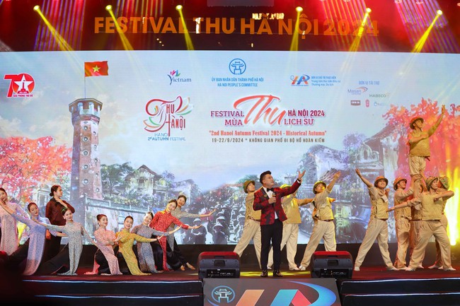 Khai mạc Festival Thu Hà Nội 2024 với chủ đề “Thu Hà Nội – Mùa thu lịch sử” - Ảnh 5.